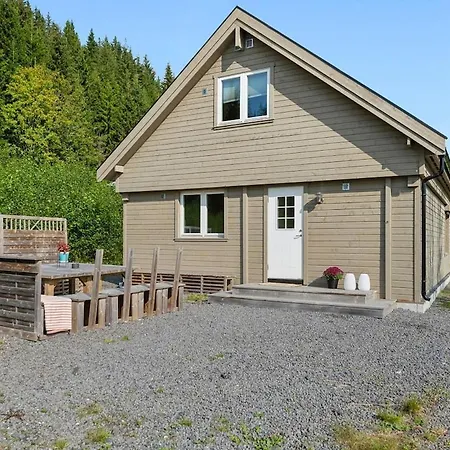 Modern Retreat Private Holiday home