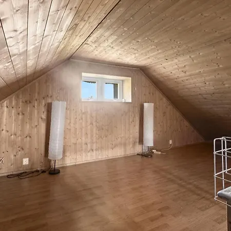 Modern Retreat Private *
