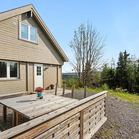 Modern Retreat Private *